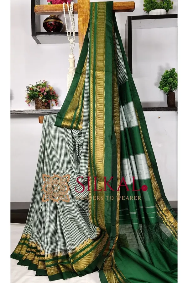 Ilkal_Gadiwal_small_check_cotton_silk_saree_SKL03498