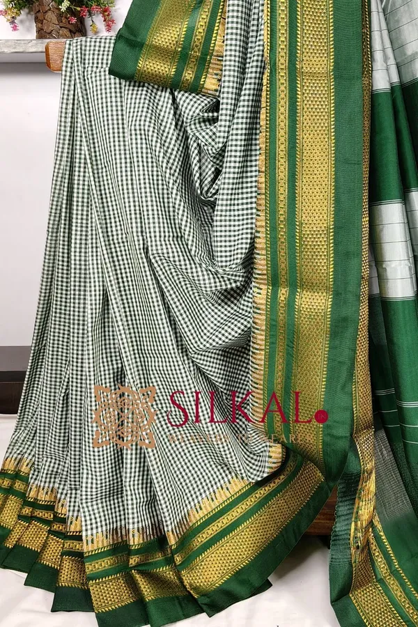 Ilkal_Gadiwal_small_check_cotton_silk_saree_SKL03498