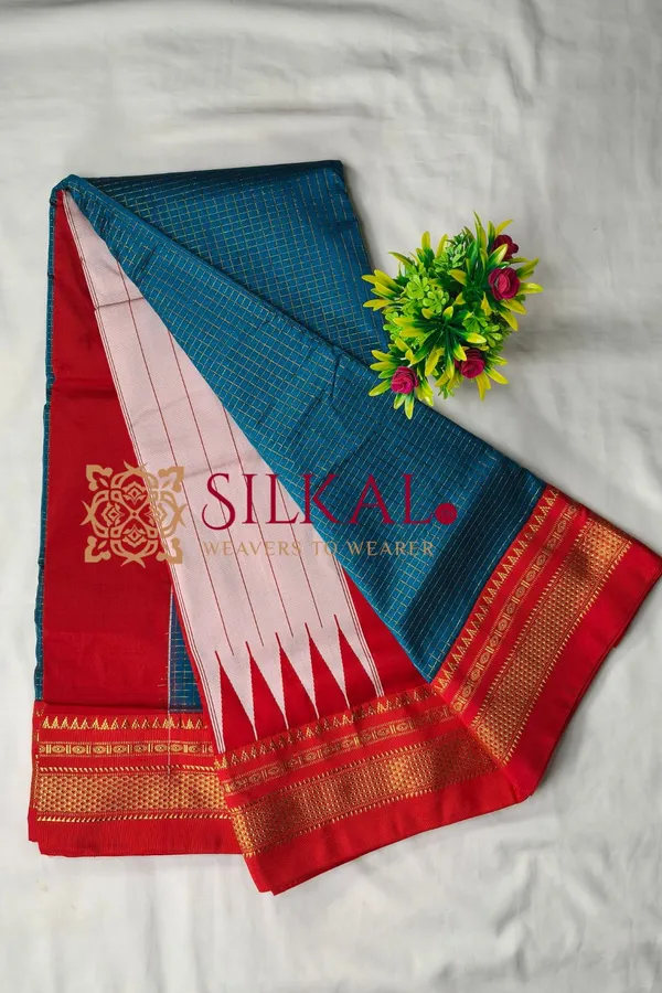 Ilkal_Gadwal_Jari_Checks_Saree_SKL04336