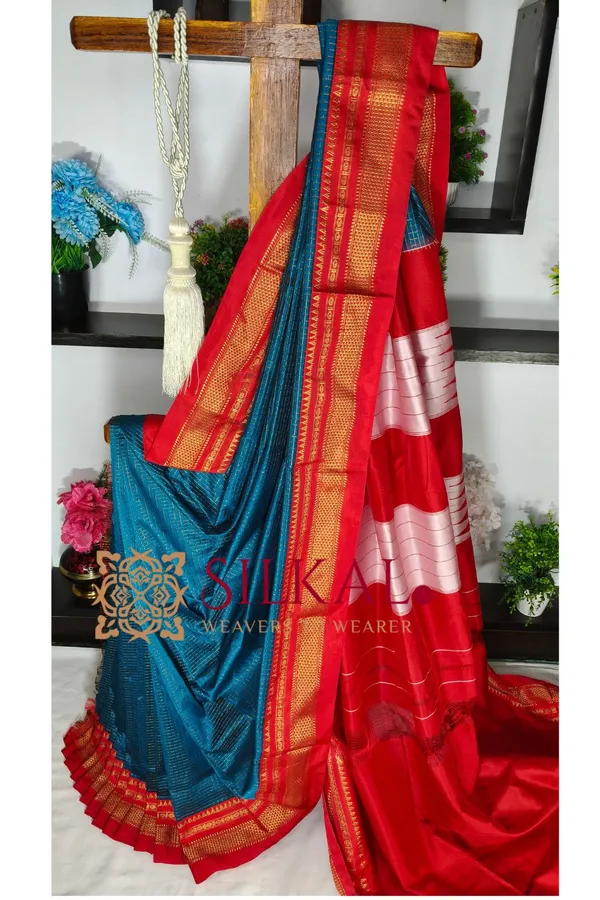 Ilkal_Gadwal_Jari_Checks_Saree_SKL04336