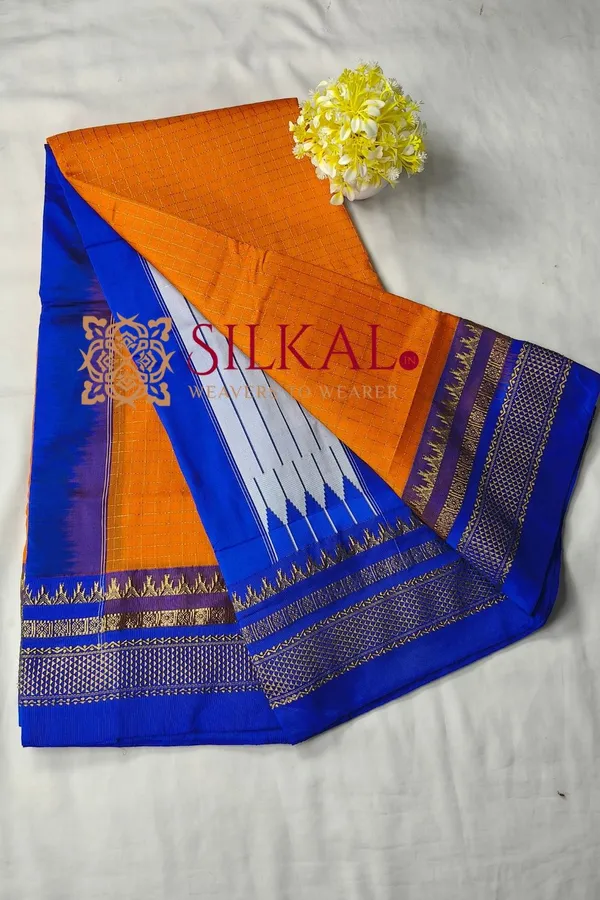 Ilkal_Gadwal_Jari_Checks_Saree_SKL04341