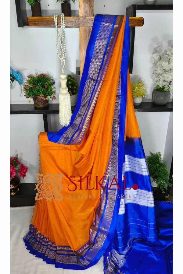 Ilkal_Gadwal_Jari_Checks_Saree_SKL04341