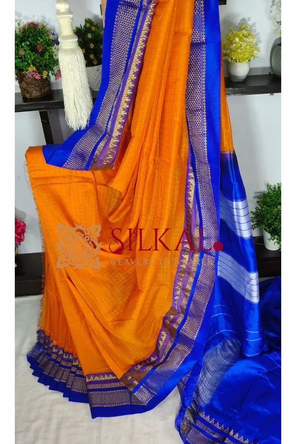 Ilkal_Gadwal_Jari_Checks_Saree_SKL04341