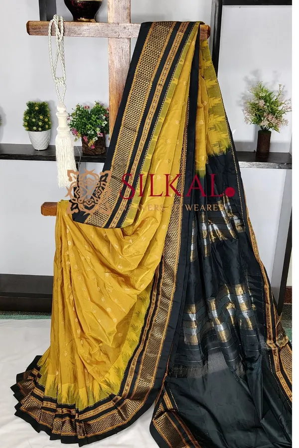 Ilkal_Gadwal_Teple__Butta_Cotton_Silk_Saree_SKL03628