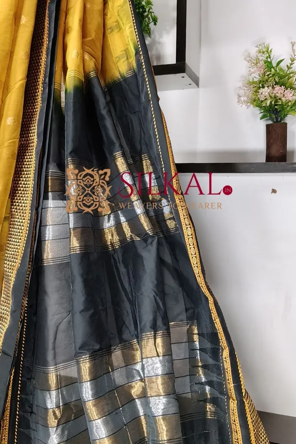 Ilkal_Gadwal_Teple__Butta_Cotton_Silk_Saree_SKL03628