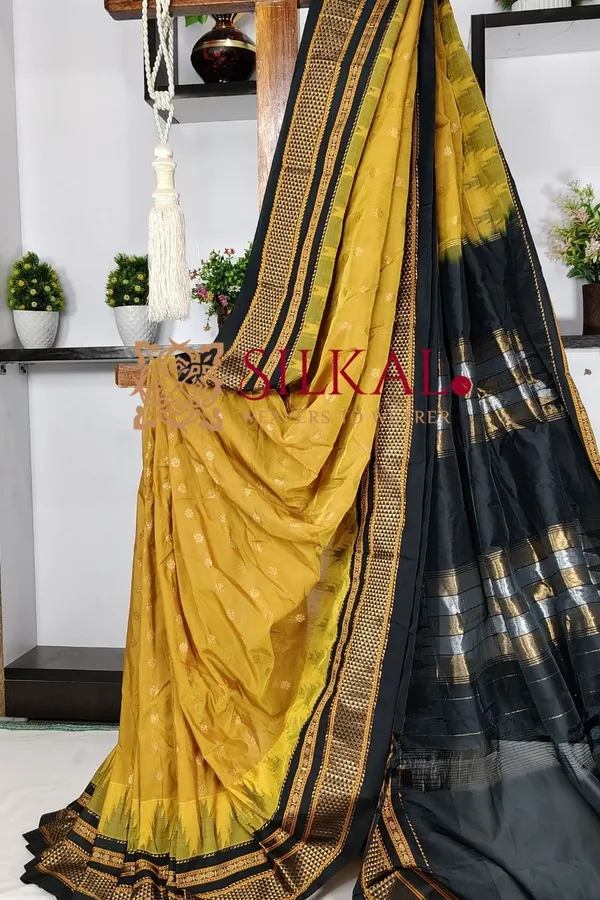 Ilkal_Gadwal_Teple__Butta_Cotton_Silk_Saree_SKL03628
