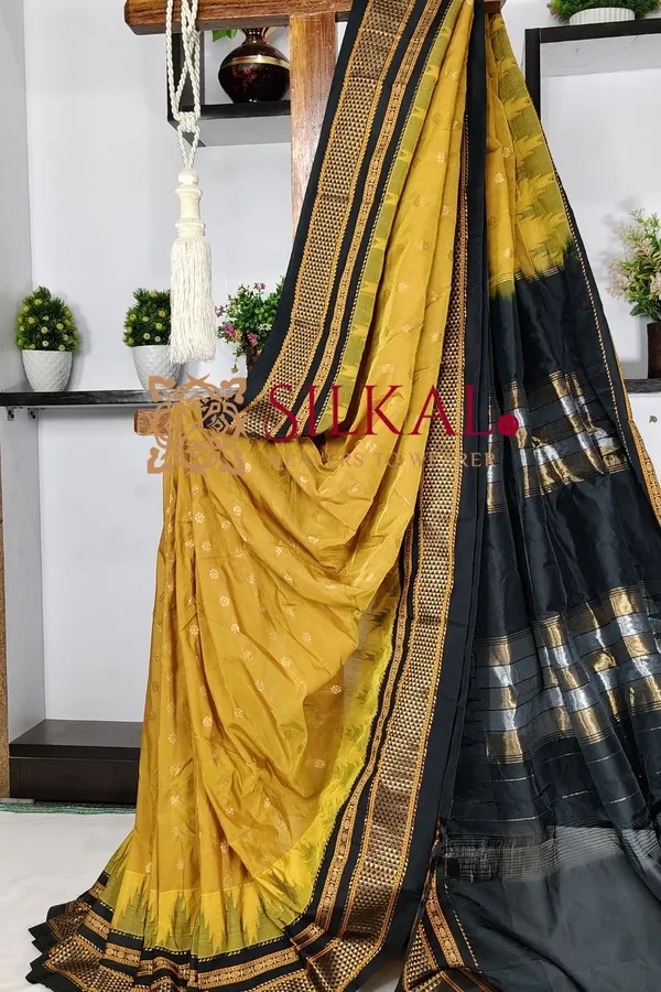 Ilkal_Gadwal_Teple__Butta_Cotton_Silk_Saree_SKL03628