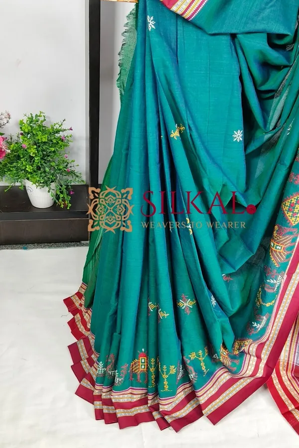 Ilkal_Gomi_Border_Kasuti_Saree_SKL03883