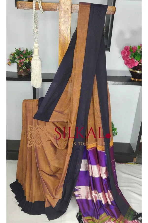 Ilkal_Handloom_Cotton_Silk_Chikki_Paras_Border_Saree_Code-_SKL03840