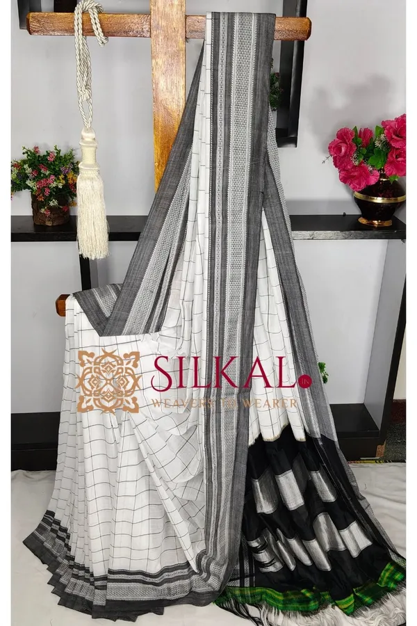 Ilkal_Handloom_Cotton_Silk_Chikki_Paras_Border_Saree_Code-_SKL03843
