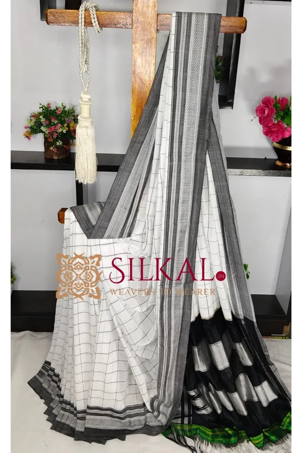 Ilkal_Handloom_Cotton_Silk_Chikki_Paras_Border_Saree_Code-_SKL03843