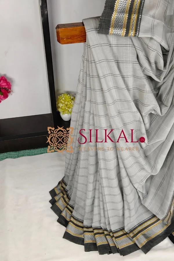 Ilkal_Handloom_Cotton_Silk_Chikki_Paras_Border_Saree_Code-_SKL04065