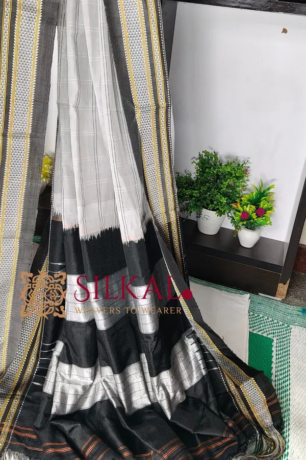 Ilkal_Handloom_Cotton_Silk_Chikki_Paras_Border_Saree_Code-_SKL04065