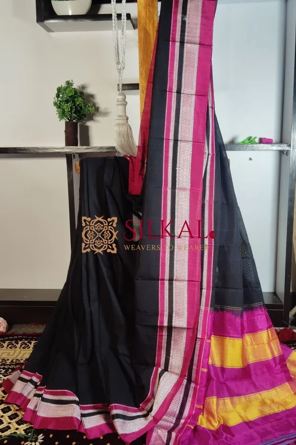 Ilkal_Handloom_Cotton_Silk_Chikki_Paras_Border_Saree_Code-_SKL1474