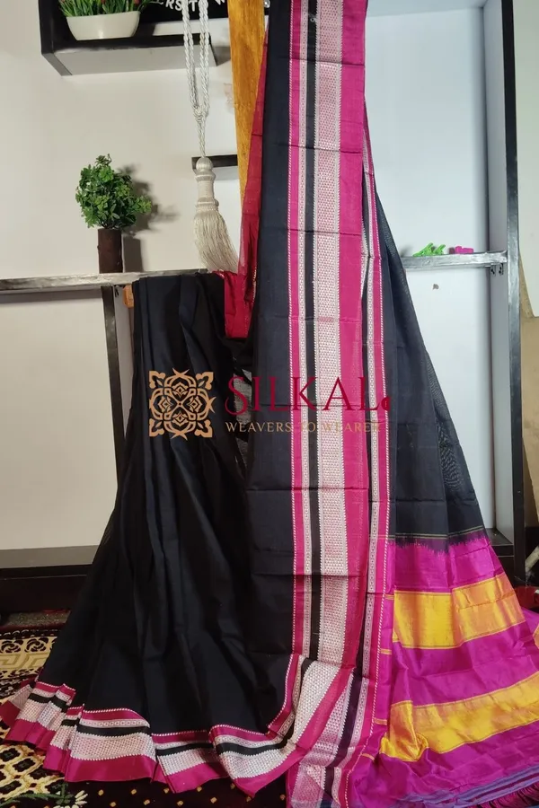 Ilkal_Handloom_Cotton_Silk_Chikki_Paras_Border_Saree_Code-_SKL1474
