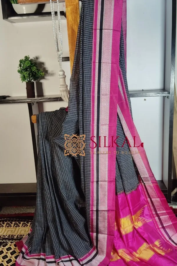 Ilkal_Handloom_Cotton_Silk_Chikki_Paras_Border_Saree_Saree_Code-_SKL1473