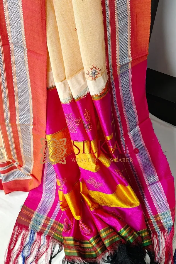 Ilkal_Handloom_Cotton_Silk_Kasuti__Chikki_Paras_Border_Saree_SKL03886