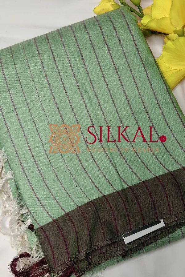 Ilkal_Handloom_Mercerised_Cotton_Stripe_Saree_SKL03402