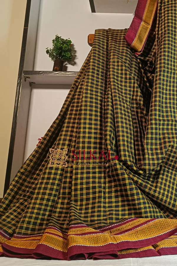 Ilkal_Handloom_Silk_By_Cotton_Small_Checks_Chikki_Paras_Saree_Saree_Code-_SKL1718