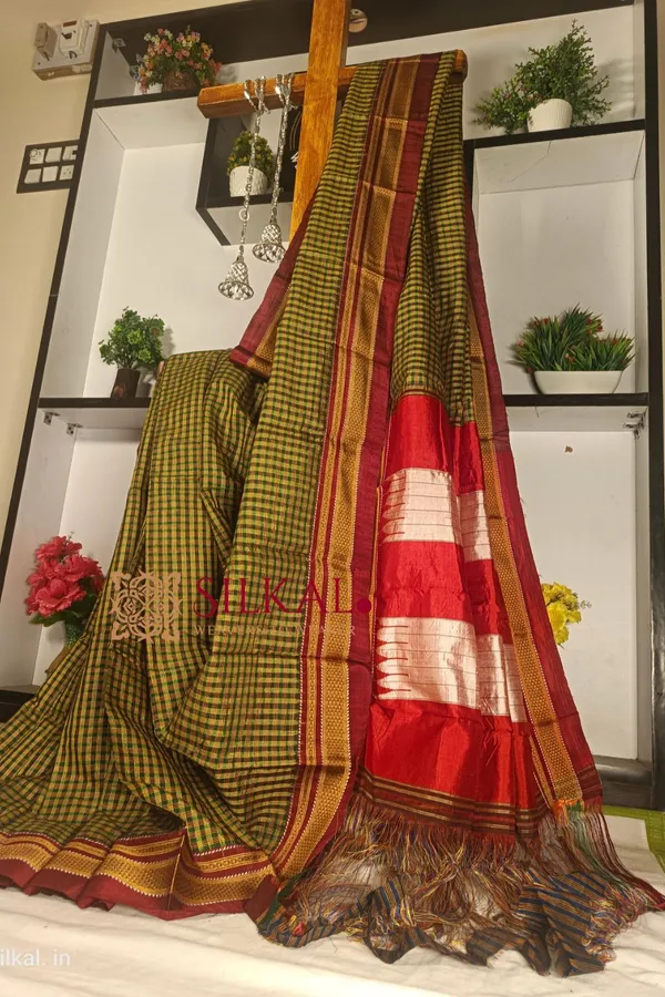 Ilkal_Handloom_Silk_By_Cotton_Small_Checks_Chikki_Paras_Saree_Code-_SKL1424