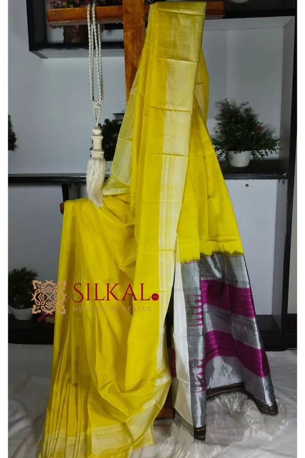 Ilkal_Handloom_Viscose_Cotton_Silk_Chikki_Paras_Border_Saree_Saree_Code-_SKL1171