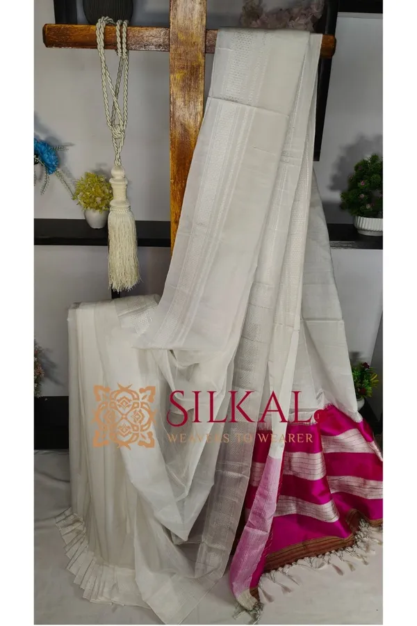 Ilkal_Handloom_Viscose_Cotton_Silk_Chikki_Paras_Border_Saree_SKL04228