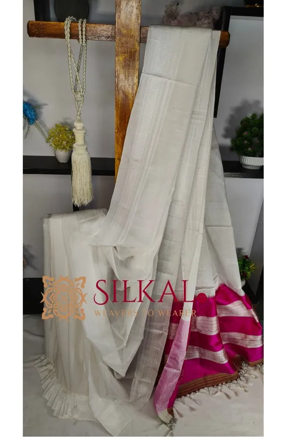 Ilkal_Handloom_Viscose_Cotton_Silk_Chikki_Paras_Border_Saree_SKL04228