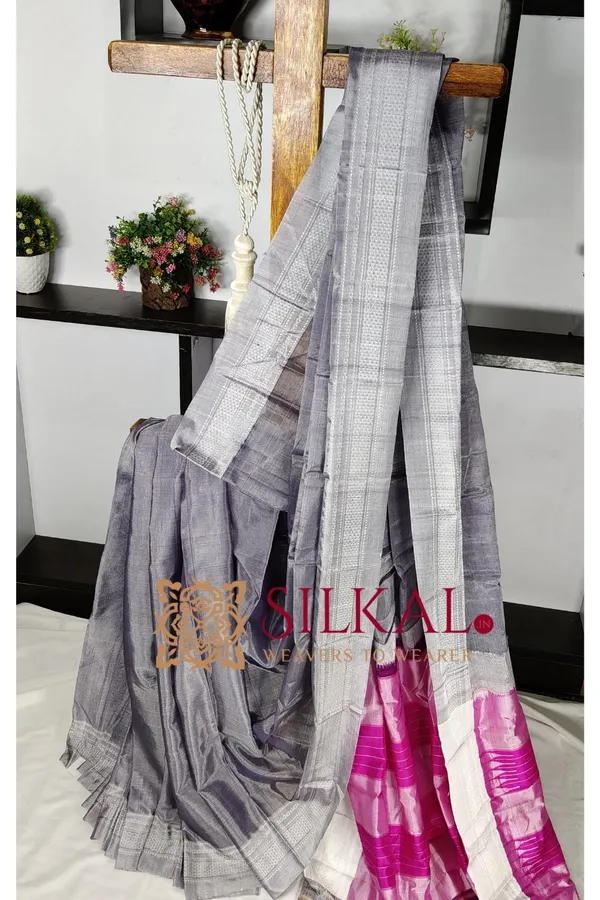 Ilkal_Handloom_Viscose_Cotton_Silk_Chikki_Paras_Border_Saree_Saree_Code-_SKL03511