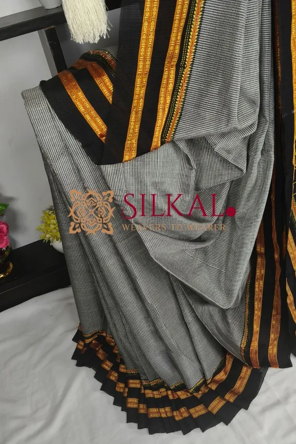 Ilkal_Handloom_Viscose_Cotton_Silk_Special_Gayatri_Border_Saree_SKL04257