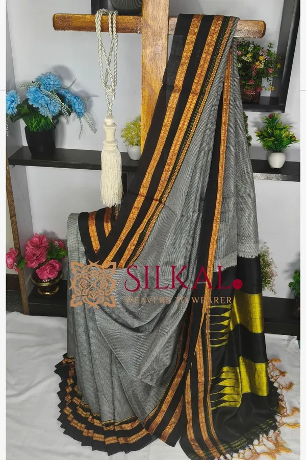 Ilkal_Handloom_Viscose_Cotton_Silk_Special_Gayatri_Border_Saree_SKL04257