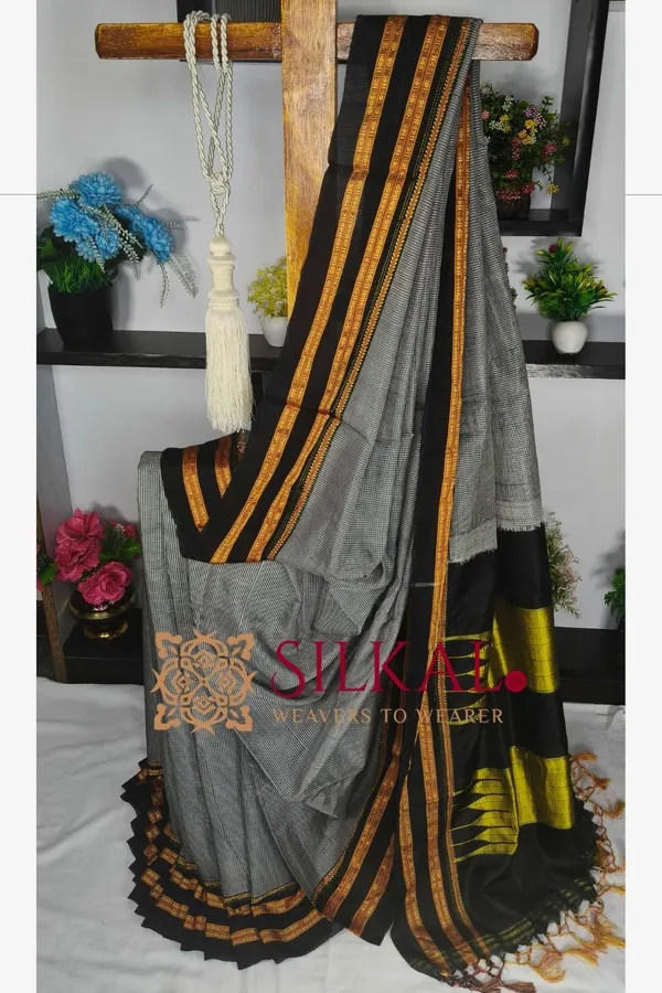 Ilkal_Handloom_Viscose_Cotton_Silk_Special_Gayatri_Border_Saree_SKL04257