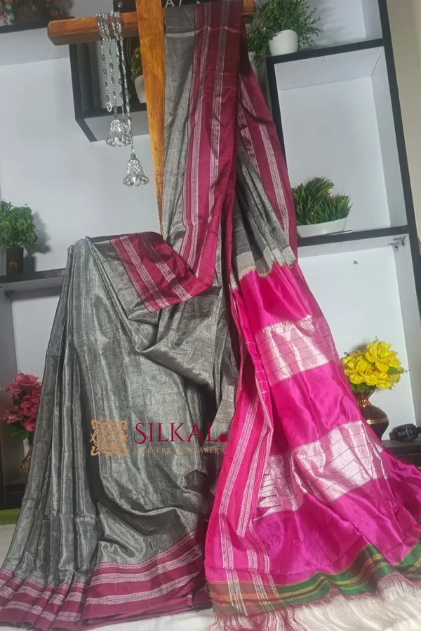 Ilkal_Handloom_Viscose_Cotton_Silk_Special_Gayatri_Border_Saree_Saree_Code-_SKL1733