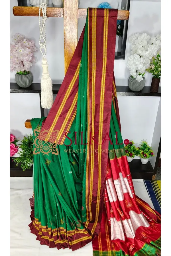 Ilkal_Handloom_Viscose_Gayatri_Kasuti_Saree_SKL03849