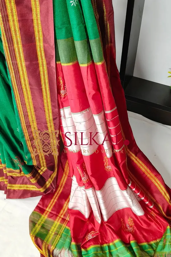 Ilkal_Handloom_Viscose_Gayatri_Kasuti_Saree_SKL03849
