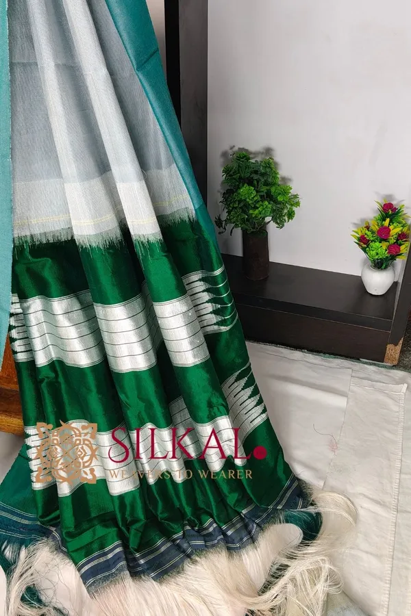 Ilkal_Handloom_Viscose_Silk_Chikki_Paras_Border_Saree_SKL03835