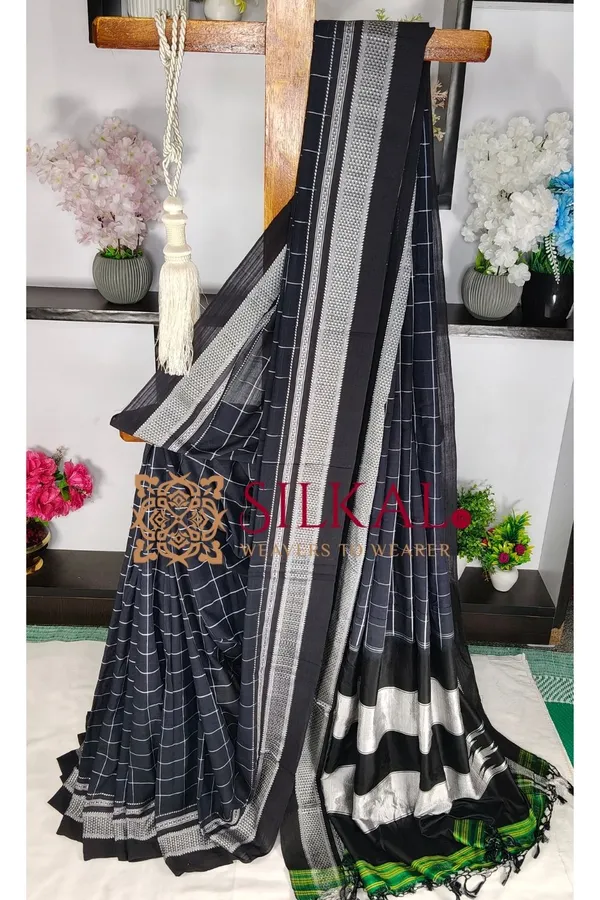 Ilkal_Handloom__Big_Checks_Cotton_Silk_Chikki_Paras_Border_Saree_Code-_SKL04078