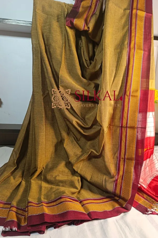 Ilkal_Handloom_Weaved_Special_Mercerised_Cotton_With_Pure_Silk_Pallu_Saree_Code-_SKL1734