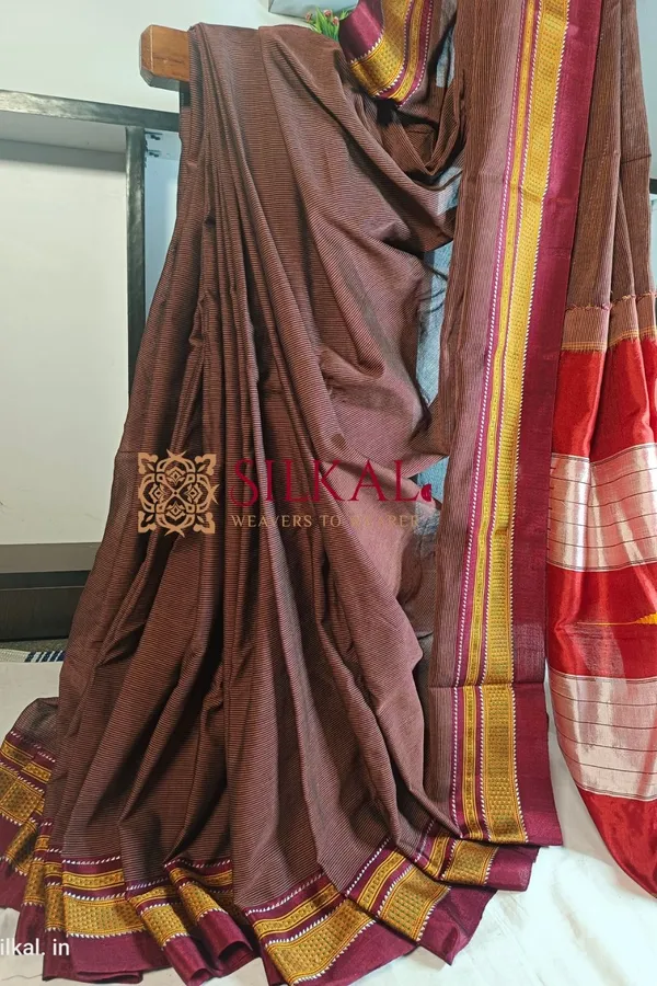 Ilkal_Handloom_Weaved_Special_Mercerised_Cotton_With_Pure_Silk_Pallu_Saree_Saree_Code-_SKL1735
