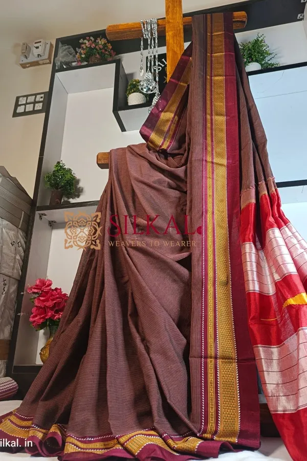 Ilkal_Handloom_Weaved_Special_Mercerised_Cotton_With_Pure_Silk_Pallu_Saree_Saree_Code-_SKL1735