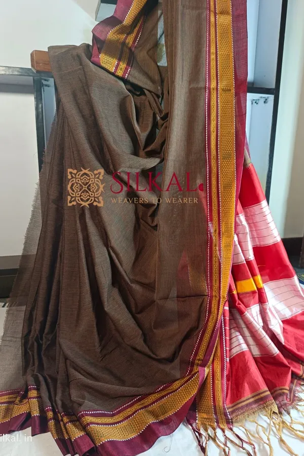 Ilkal_Handloom_Weaved_Special_Mercerised_Cotton_With_Pure_Silk_Pallu_Saree_Saree_Code-_SKL1739