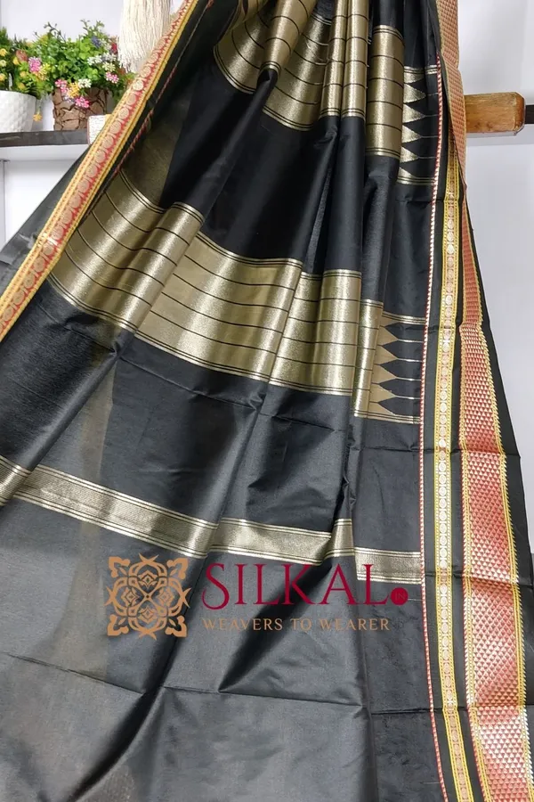 Ilkal_Ikkat_Soft_Silk_Saree_SKL03527