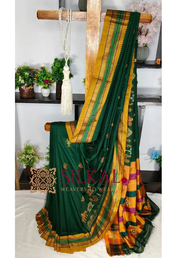 Ilkal_Kasuti_Saree_SKL04183