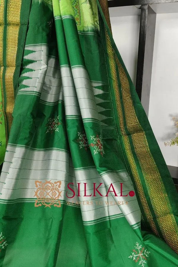 Ilkal_Kasuti_Tample_Border_Sarees_Code-_SKL03662