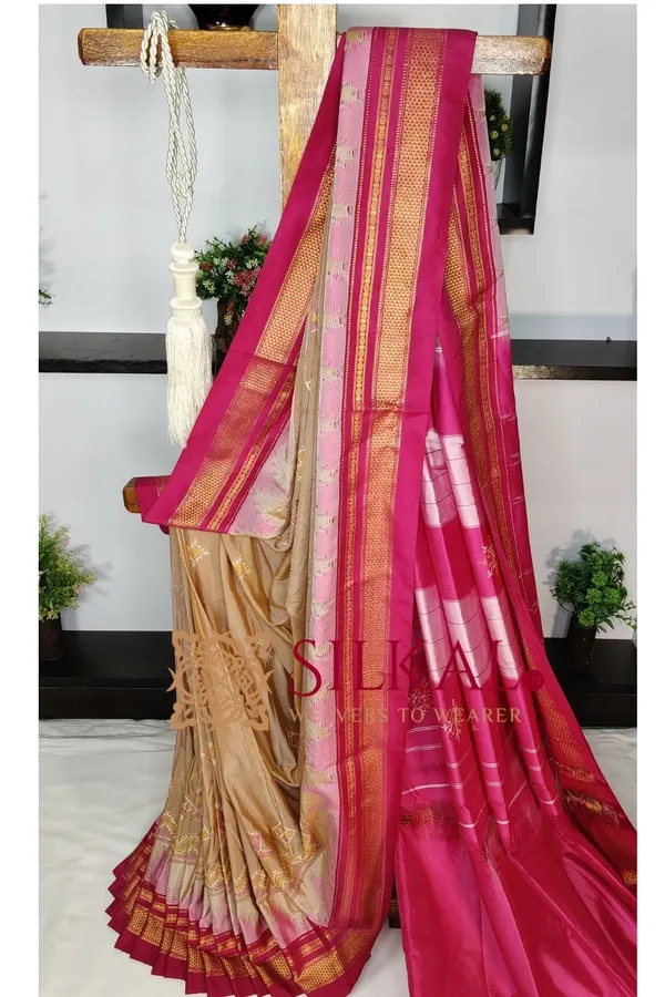 Ilkal_Kasuti_Tample_Border_Sarees_SKL03693