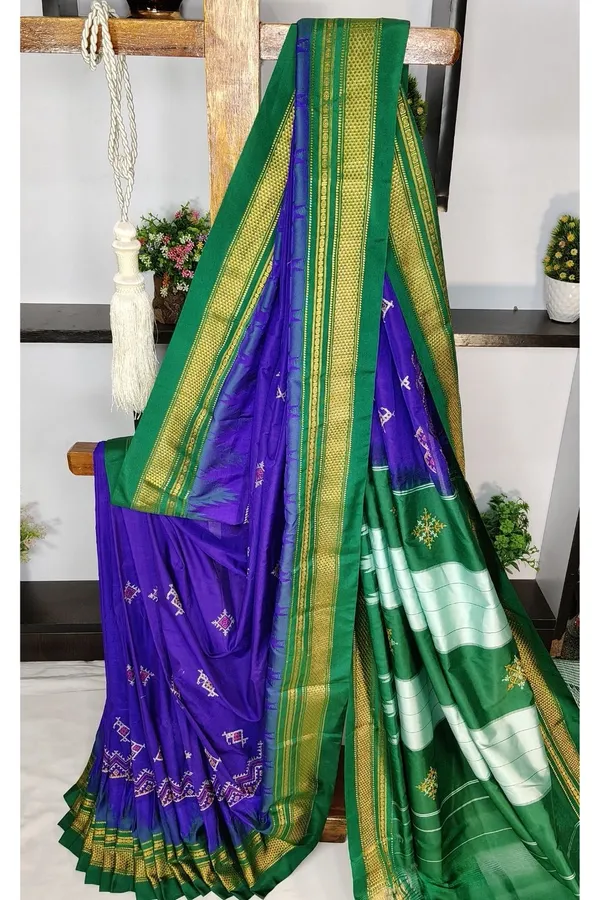 Ilkal_Kasuti_Tample_Border_Sarees_SKL03786