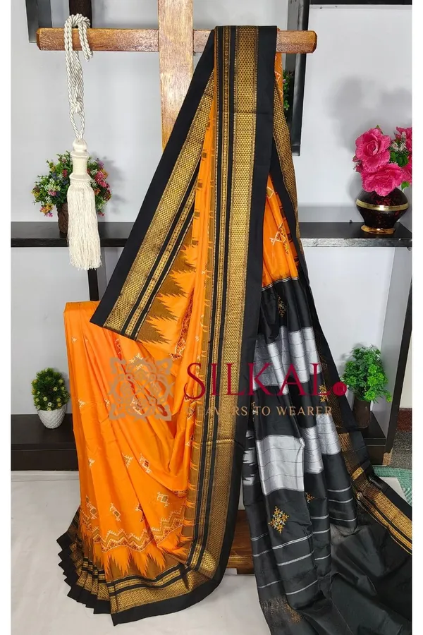 Ilkal_Kasuti_Tample_Border_Sarees_SKL03818