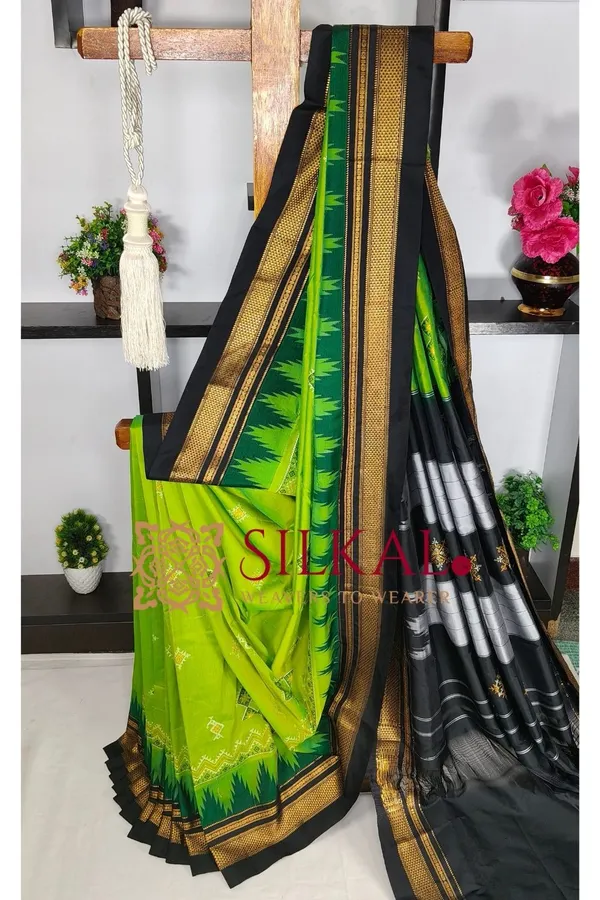 Ilkal_Kasuti_Tample_Border_Sarees_SKL03820