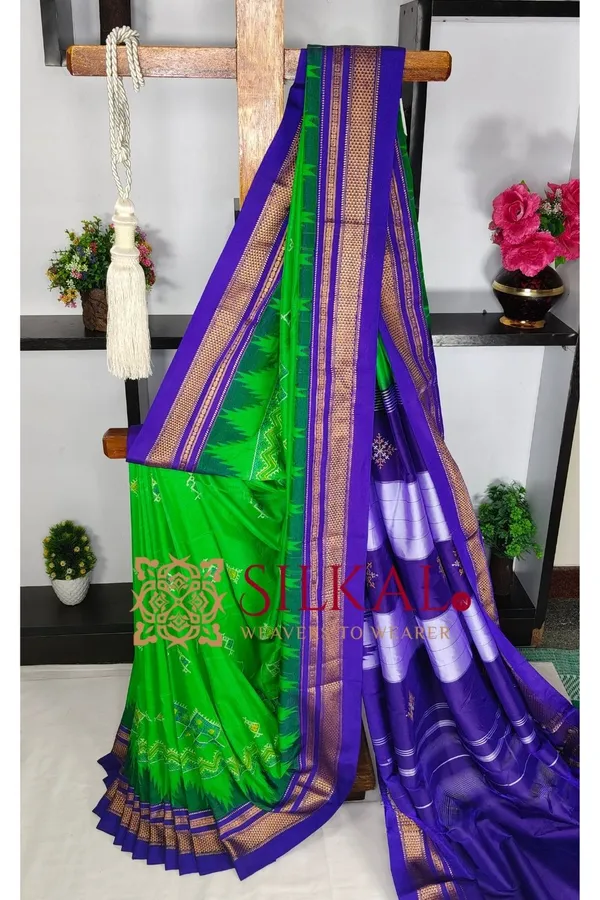 Ilkal_Kasuti_Tample_Border_Sarees_SKL03821