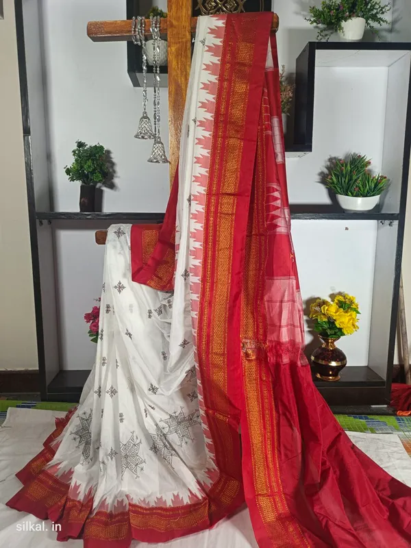 Ilkal_Kasuti_Tample_Border_Sarees_Saree_Code-_SKL1054