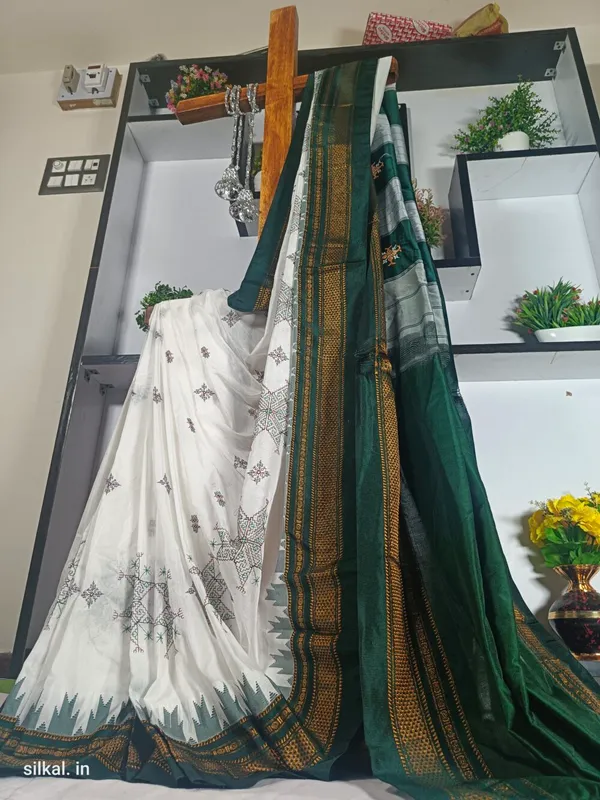 Ilkal_Kasuti_Tample_Border_Sarees_Saree_Code-_SKL1053